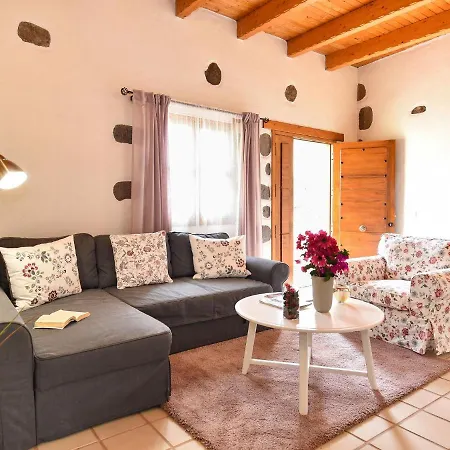 Villa Authentic Holiday Ground Floor Level With Private Pool And Large Terrace *