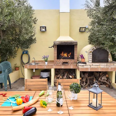 וילה Authentic Holiday Ground Floor Level With Private Pool And Large Terrace *