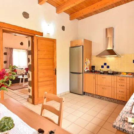 Authentic Holiday Ground Floor Level With Private Pool And Large Terrace